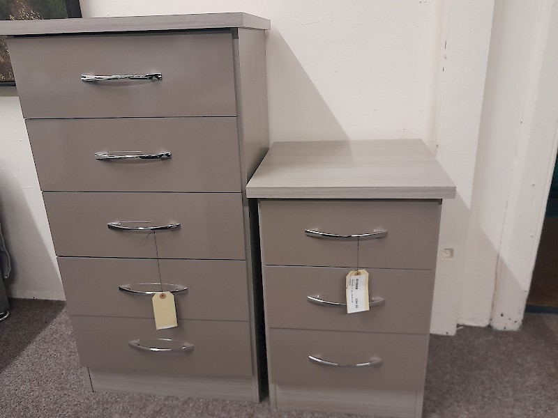New Nevada chest of drawers