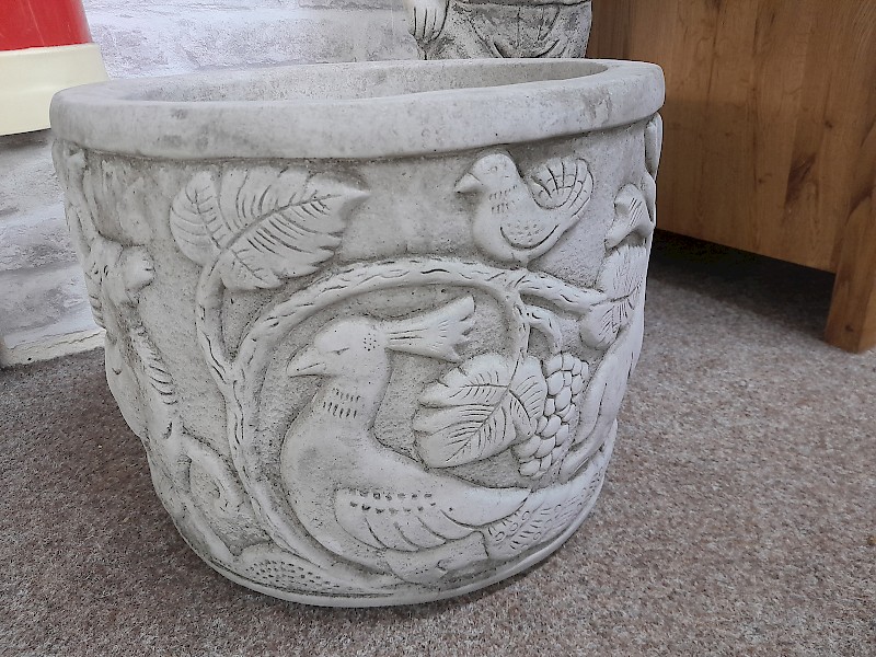 Peacock planter