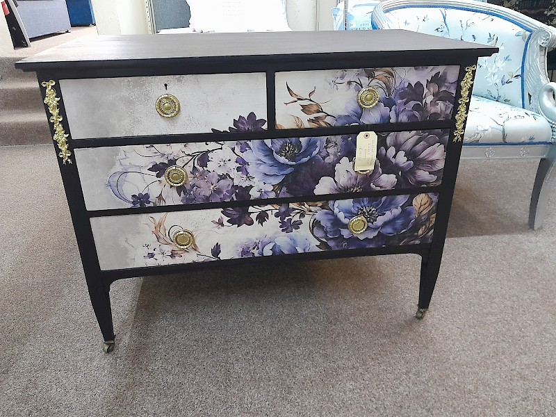 Serene Shadows chest of drawers