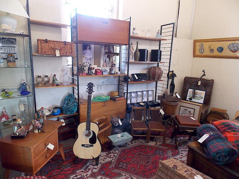 Instruments, Antiques, Glass