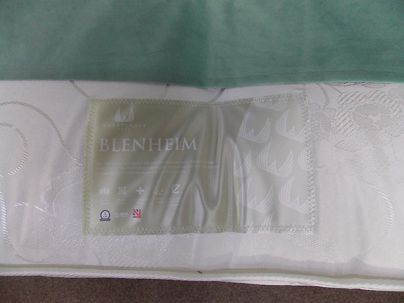 Wheatcroft Blenheim Double Divan Bed Set