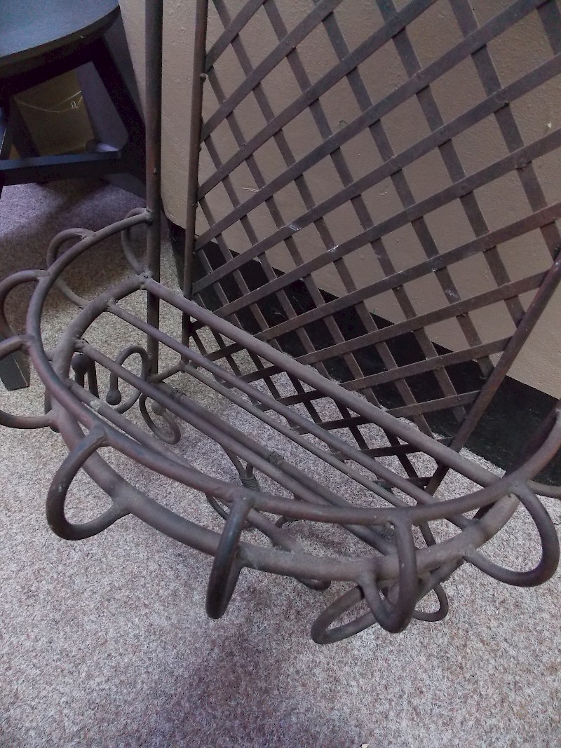 Heavyweight Wrought Turned Iron Fret Decorative Garden Display Planter Shelf