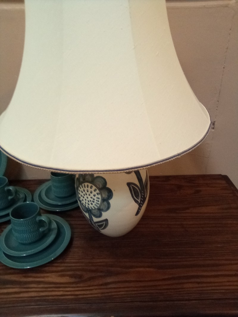 Beautiful Pottery and Glaze Lamp in Blue Floral Pattern with Linen Shade.