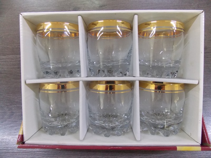 Rayware Classic Boxed 6 Whiskey Tumblers Weighted Base with Gold Trim GREAT Price!