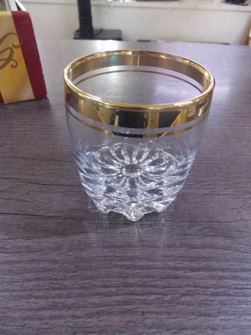 Rayware Classic Boxed 6 Whiskey Tumblers Weighted Base with Gold Trim GREAT Price!