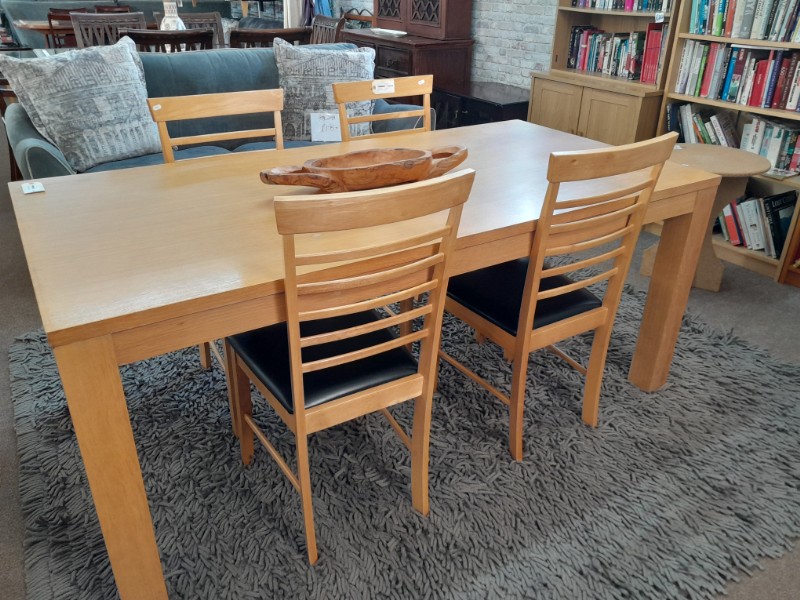 Oak dining table